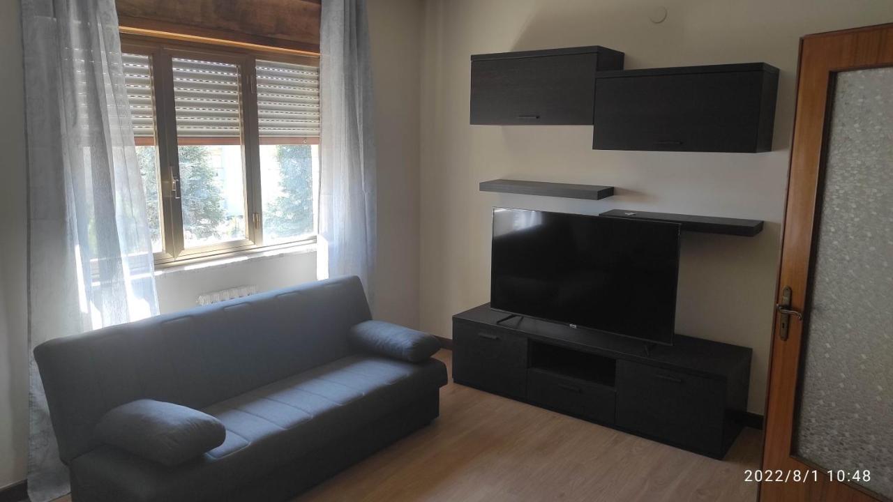 Appartamento In Zona Residenziale Surdo Екстер'єр фото