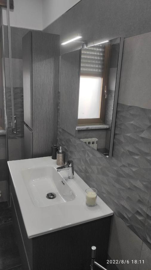 Appartamento In Zona Residenziale Surdo Екстер'єр фото